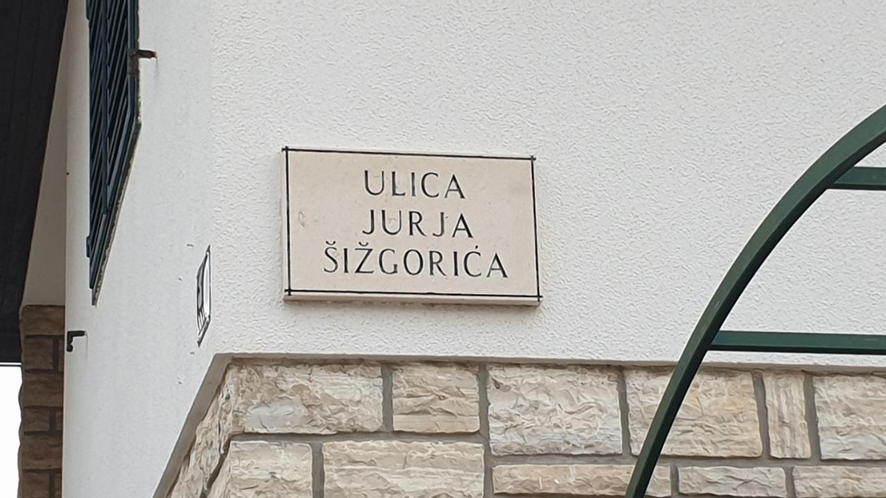 Solara *